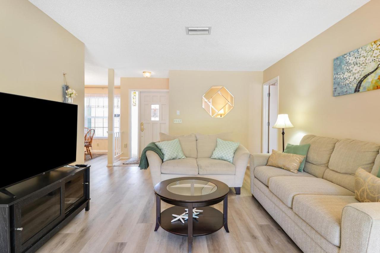 Village Green Oasis Bradenton Bagian luar foto