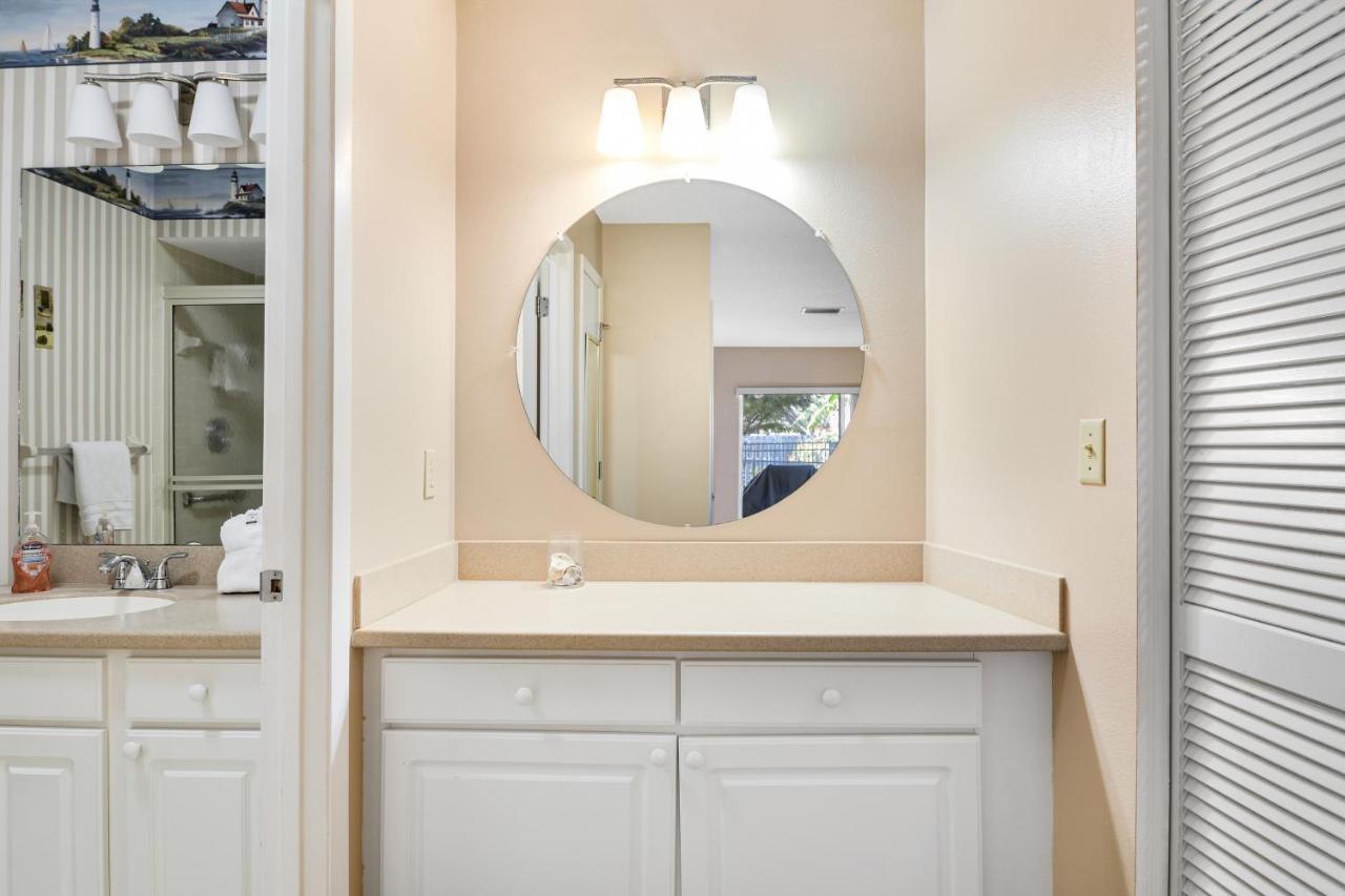 Village Green Oasis Bradenton Bagian luar foto
