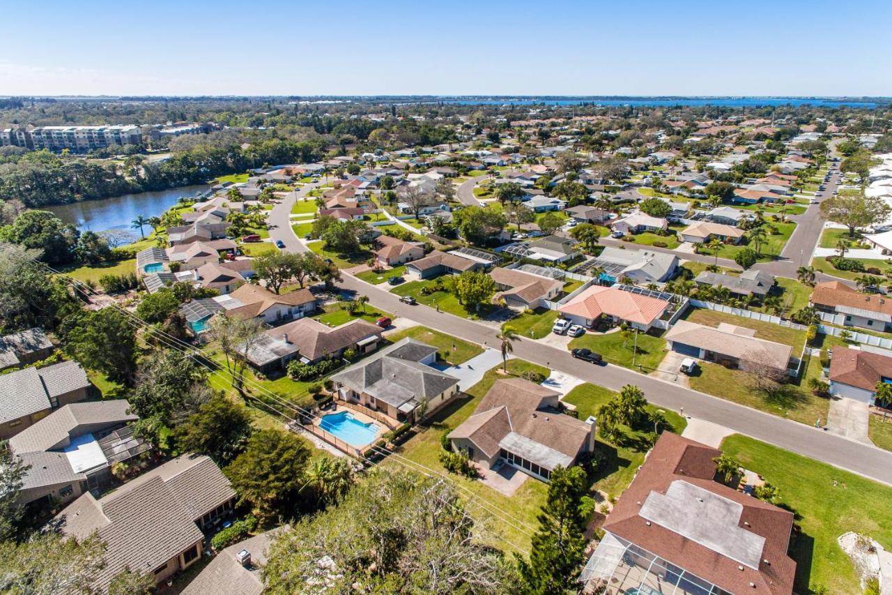 Village Green Oasis Bradenton Bagian luar foto