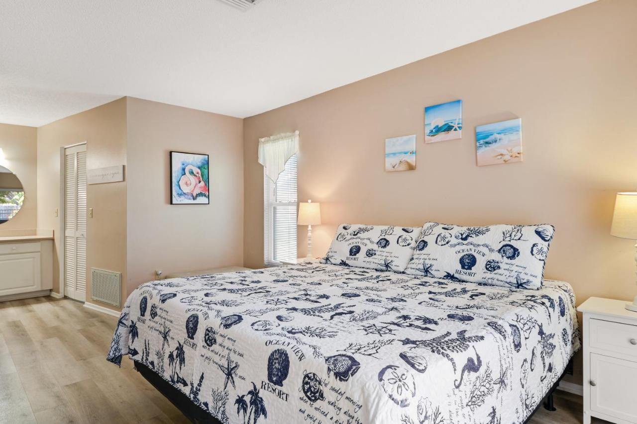 Village Green Oasis Bradenton Bagian luar foto