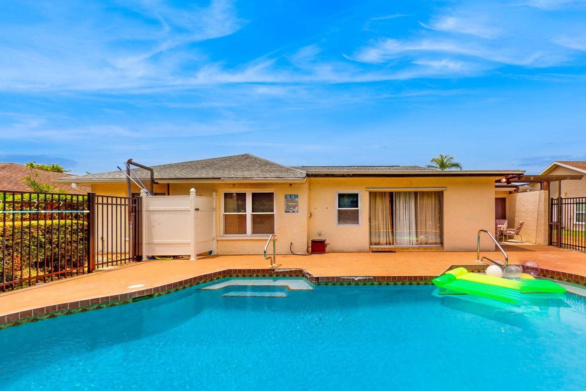 Village Green Oasis Bradenton Bagian luar foto